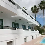 Olympia Aparthotel 3*