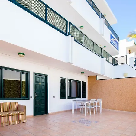 Olympia Aparthotel 3*