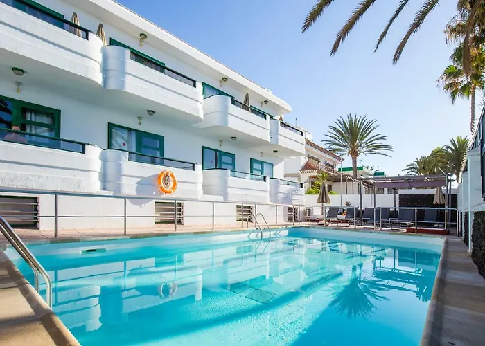 Apartahotel Olympia 3*